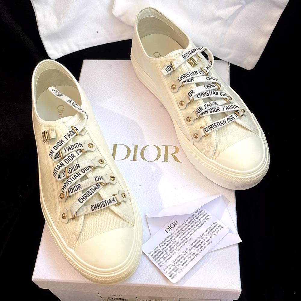 WOMENS CHRISTIAN DIOR DESIGNER CANVAS SNEAKERS - 9.5 - BRAND NEW IN BOX ! - Picture 1 of 10